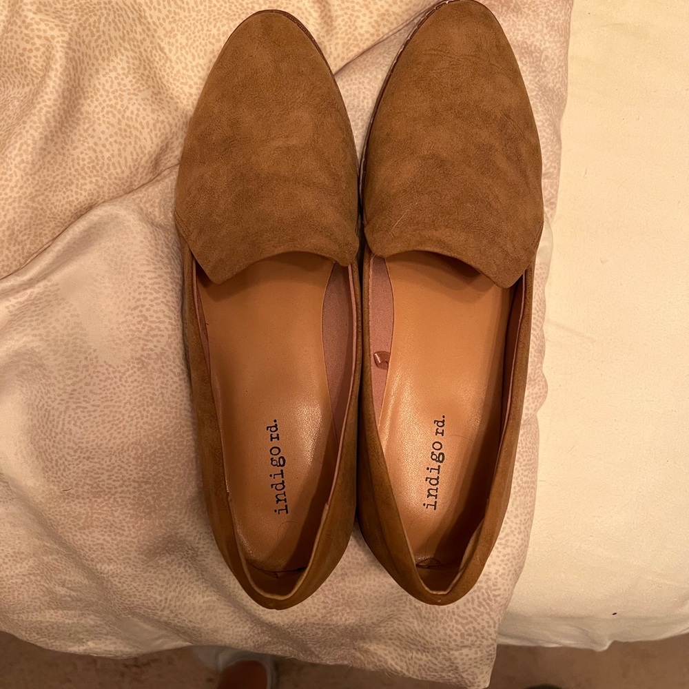 Size 9 Tan/Brown Flats